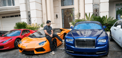 tai-lopez-Lamborghinis-and-mansions